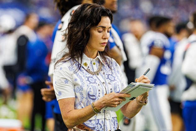 Sep 13, 2026; Indianapolis, IN, USA; Indianapolis Colts Owner & CEO Carlie Irsay-Gordon takes notes during NFL, American Football Herren, USA game action against the Baltimore Ravens at Lucas Oil Stadium. Mandatory Credit: -Cal Media - ZUMAc04_ 20260913_zma_c04_693 Copyright: xJohnxMersitsx