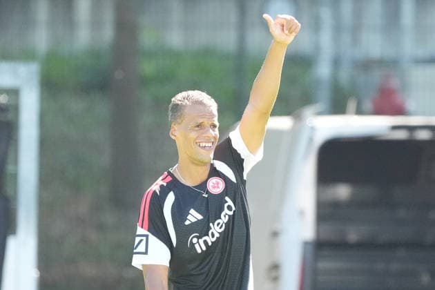 Timothy Chandler, Eintracht Frankfurt, September 15, 2026, Bundesliga, 2026–27 Season, Eintracht Frankfurt Training