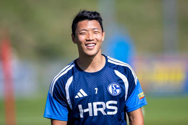 September 15, 2026, Soccer, FC Schalke 04 practice, Hee-chan Hwang, FC Schalke 04, Gelsenkirchen, FC Schalke 04 training facility, North Rhine-Westphalia, Germany, xRHR, PHOTO YYx Copyright: RHR-FOTOx RHR-FOTO YY