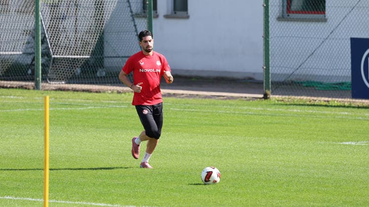 September 15, 2026, xrekx, Soccer, 2. Bundesliga, 1. FC Kaiserslautern Training, from left: Semih Sahin, 1. FC Kaiserslautern, Kaiserslautern