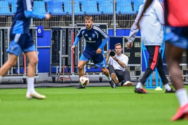 Mario Vuskovic: HSV Back in Action—Germany, Hamburg, Volksparkstadion, Soccer, Bundesliga 1, 1: Mario Vuskovic s first training session with Hamburger SV after his doping suspension