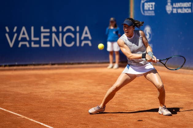 BBVA Open Internacional of Valencia Round of 32 Alicia Herrero Linana from Spain against Lucia Cortez Llorca from Spain in action during the BBVA Open Internacional of Valencia Round of 32 at Sporting Tennis Valencia, (Valencia ) on September 15, 2026. Copyright: xVicentexVidalxFernandezx