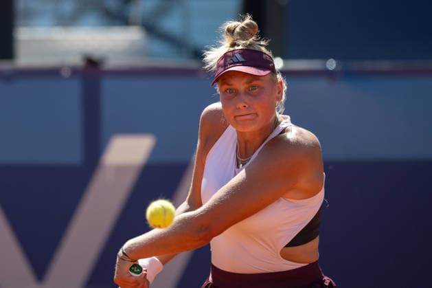 BBVA Open Internacional of Valencia Round of 32 Nastasja Schunk from Germany against Oksana Selekhmeteva from Spain in action during the BBVA Open Internacional of Valencia Round of 32 at Sporting Tennis Valencia, (Valencia ) on September 15, 2026. Copyright: xVicentexVidalxFernandezx
