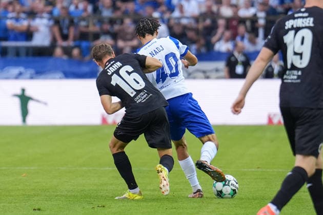 German Soccer, 3rd Division, Matchday 6, Hänsch Arena, Emslandstadion, Emsland District, Lower Saxony, Midweek Match, SV Meppen vs. Viktoria Köln: Niclas Nadj (SV Meppen, 40) vs. Niklas Jahn (Viktoria Köln, 16) Copyright: xMichelxWittex