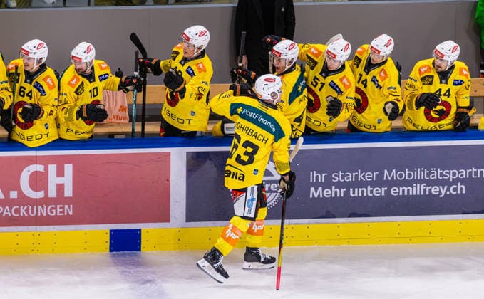 Ice Hockey National League Regular Season: ZSC Lions vs. SC Bern, Zurich, Switzerland, September 15, 2026, 6:63 minute mark—Dario Rohrbach of Bern celebrates in front of the players bench after scoring the 0–1 goal for SC Bern Copyright: xAndreasxHaasx