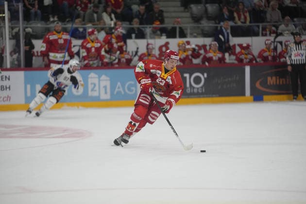 Biel Bienne, Switzerland - September 15: Mark Sever (23 EHCB) in action during the National League match between EHC Biel-Bienne and Fribourg-Gotteron at Tissot Arena on September 15, 2026 in Biel Bienne, Switzerland. Copyright: xKjetilxWaberx xSPPx Sportspressphoto_SPR231520