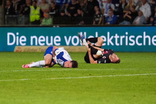 German Soccer, 3rd Division, Matchday 6, Hänsch Arena, Emslandstadion, Emsland District, Lower Saxony, Midweek Match, SV Meppen vs. Viktoria Köln; Tobias Mißner (SV Meppen), 3 players injured on the field Copyright: xMichelxWittex