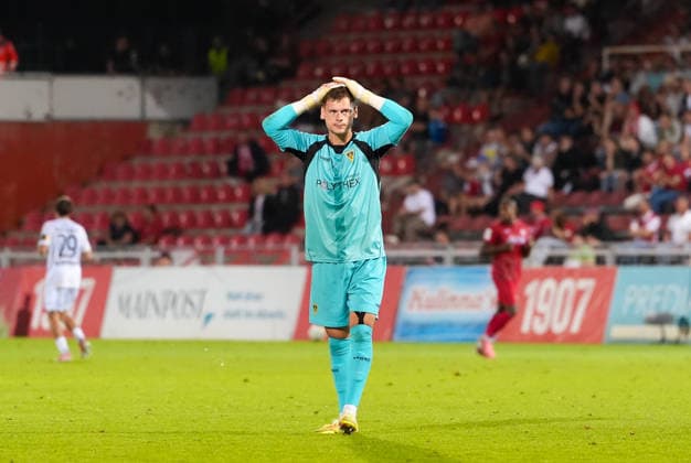 Stefan Bajic of TSV Alemannia Aachen, 23, reacts after his team misses a scoring opportunity. GER, FC Würzburger Kickers vs. TSV Alemannia Aachen, 3. Liga, Matchday 6, 2026–27 season, AKON Arena, Würzburg, September 15, 2026; Würzburger Kickers vs. Alemannia Aachen, 3. Liga, Matchday 6, 2026–27 season; September 15, 2026, Würzburg Copyright: xEibner-Pressefoto ScottxColemanx EP_SCN