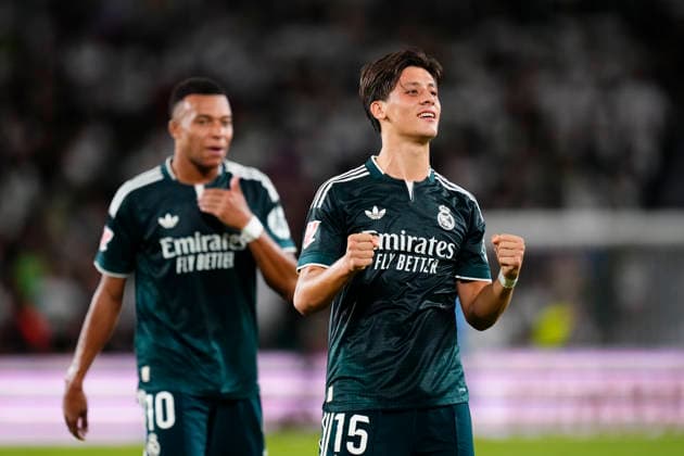 Elche CF v Real Madrid - LaLiga EA Sports 2026 27 Arda Guler attacking midfield of Real Madrid and Turkiye celebrates after scoring his sides first goal during the LaLiga EA Sports 2026 27 match between Elche CF and Real Madrid at Estadio Manuel Martinez Valero on September 15, 2026 in Elche, Spain. Elche Alicante Spain  Copyright: xJosexBretonx originalFilename:bretonhernandez-elchecfv260915_npPvf.jpg