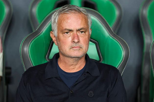 September 15, 2026, Elche, Elche, Spain: Jose Mourinho, head coach of Real Madrid, looks on during the Spanish League, LaLiga EA Sports, football match played between Elche CF and Real Madrid CF at Estadio Manuel Martinez Valero on September 15, 2026, in Elche, Spain. Elche Spain - ZUMAa181 20260915_zaa_a181_251 Copyright: xIrinaxR.xHipolitox
