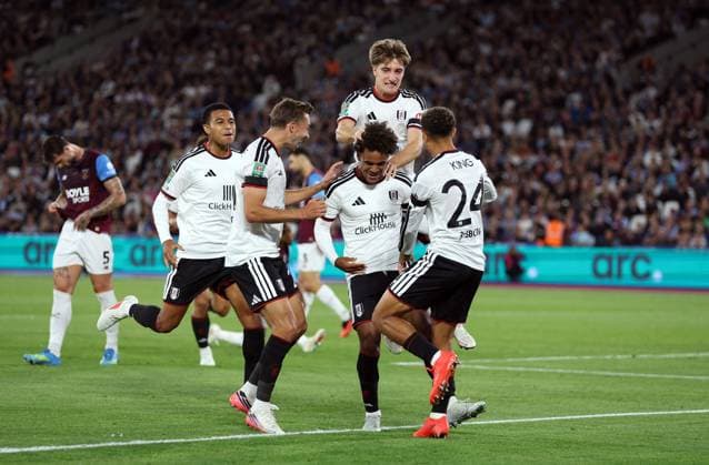 Oscar Bobb of Fulham celebrates scoring a goal to make the score 2-3 West Ham United v Fulham, EFL Carabao Cup, Football, London Stadium, London, UK - 15 Sep 2026London London Stadium United Kingdom EDITORIAL USE ONLY No use with unauthorised audio, video, data, fixture lists, club league logos or live services. Online in-match use limited to 120 images, no video emulation. No use in betting, games or single club league player publications. No use w  Copyright: xKieranxMcManus Shutterstockx 17152599et