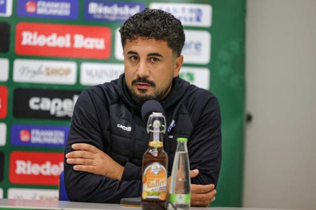 September 15, 2026, Soccer, Men s, 2026–2027 season, Bavarian Regional League, Matchday 9: FC Schweinfurt 05 vs. FV Illertissen; Head Coach Walid Khaled of FV Illertissen at the press conference; single frame from the Schweinfurt Riedel Bau Arena at the Sachs Stadio, Bavaria, Lower Franconia, Germany