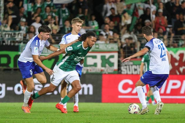 September 15, 2026, Soccer, Men s, 2026–2027 Season, Bavarian Regional League, Matchday 9: FC Schweinfurt 05 vs. FV Illertissen. From left: Jan Luca Fink (FV Illertissen), No. 6 against Morris Adelabu (FC Schweinfurt 05), 27. Schweinfurt, Riedel Bau Arena at Sachs Stadio, Bavaria, Lower Franconia, Germany