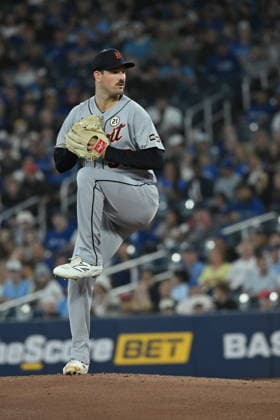 September 15, 2026, Toronto, On, Canada: Detroit Tigers pitcher Drew Anderson (38) throws to a Toronto Blue Jays batter during first inning MLB, Baseball Herren, USA baseball action in Toronto on Tuesday, Sept. 15, 2026. Canada News - September 15, 2026  - ZUMAc35_ 20260915_zaf_c35_107 Copyright: xJonxBlackerx