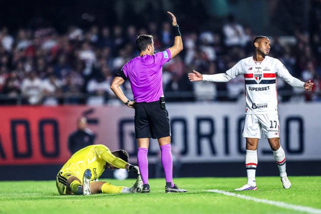 Sao Paulo and Boca Junior at Morumbis Stadium in Sao Paulo (SP), Brazil, on Tuesday, September 15, 2026. September 15, 2026, Sao Paulo, Sao Paulo, Brazil: SoO PAULO (SP), BRAZIL SEPTEMBER 15: Boca Juniors player Ã?lvaro Monteroduring the match between Sao Paulo and Boca Juniors, part of the 2026 Copa Sudamericana, at Morumbis Stadium in Sao Paulo (SP), Brazil, on Tuesday, September 15, 2026., Credit:Marco Miatelo Avalon Copyright: xMarcoxMiatelox xAvalonx 1135144957