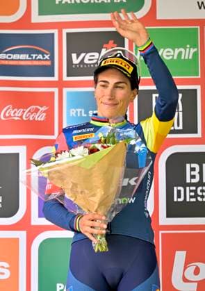 Grand Prix de Wallonie 2026 Cycling Race - Women CITADELLE DE NAMUR, BELGIUM - SEPTEMBER 16 : Balsamo Elisa (ITA) of Lidl - Trek pictured during the podium ceremony of the 66th edition of Grand Prix de Wallonie an UCI ProSeries 1.Pro one day cycling road race for Women Elite of 127,3 km with start in Seraing and finish in Citadelle de Namur on September 16, 2026 in Citadelle de Namur, Belgium, 16 09 2026 ( Motordriver Pieter Van Herzeele - Citadelle de Namur Belgium  Copyright: xSesx