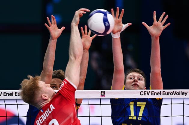 September 16, 2026: Oskar von Sydow and Mans Eriksson of Sweden face off against Martin Rendla of Slovakia during the CEV EuroVolley 2026 group stage volleyball match between Sweden and Slovakia on September 16, 2026 in Modena. Photo by Matteo Gribaudi, BILDBYRAN COP 18 XY0130 volleyball volleyball volleyball European Championships Sweden Slovakia CEV EuroVolley 2026 Sweden Slovakia bbeng  Copyright: MATTEOxGRIBAUDI BB260916BB155
