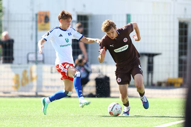 20 Mads Bröcker, Hamburger SV U21, 4 Jannik Westphal FC St. Pauli U23 Men’s Soccer I Regionalliga Nord I 2026–2027 Season I Matchday 9 I Hamburger SV U21 vs. FC St. Pauli U23 I September 16, 2026 I Hoheluft Stadium