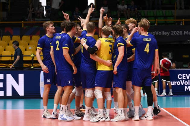 September 16, 2026: Swedish players celebrate after the CEV EuroVolley 2026 group stage volleyball match between Sweden and Slovakia on September 16, 2026 in Modena. Photo by Matteo Gribaudi, BILDBYRAN COP 18 XY0130 volleyball volleyball volleyball European Championships Sweden Slovakia CEV EuroVolley 2026 Sweden Slovakia BBENG celebration  Copyright: MATTEOxGRIBAUDI BB260916BB220