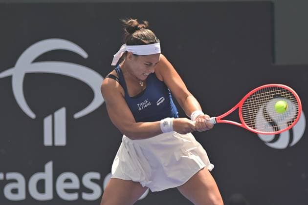 Villa Lobos Park, Sao Paulo (SP), 09 16 2026 - SPORTS SP OPEN: CAROLINA ALVES (BRA) x SUZAN LAMENS (HOL) - Player Carolina Alves (BRA), during a match against Suzan Lamens (HOL), valid for the first round of the SP Open WTA, Tennis Damen 250, held at Villa Lobos Park, in Sao Paulo, on the morning of this Wednesday, 16 (Photo: Eduardo Carmim Photo Premium SPP) 30930 (Eduardo Carmim SPP) Copyright: xEduardoxCarmimx xSPPx spp-en-EdCa-eduardo_carmim_photo_premium_507348