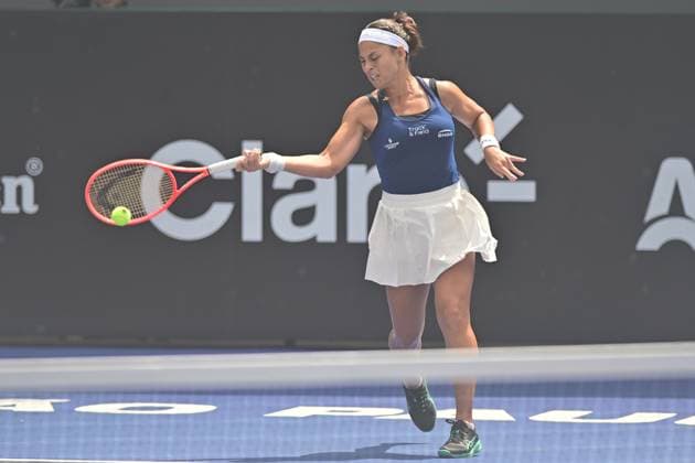 Villa Lobos Park, Sao Paulo (SP), 09 16 2026 - SPORTS SP OPEN: CAROLINA ALVES (BRA) x SUZAN LAMENS (HOL) - Player Carolina Alves (BRA), during a match against Suzan Lamens (HOL), valid for the first round of the SP Open WTA, Tennis Damen 250, held at Villa Lobos Park, in Sao Paulo, on the morning of this Wednesday, 16 (Photo: Eduardo Carmim Photo Premium SPP) 30930 (Eduardo Carmim SPP) Copyright: xEduardoxCarmimx xSPPx spp-en-EdCa-eduardo_carmim_photo_premium_507359