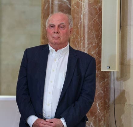 Uli Hoeness, Honorary President of FC Bayern Munich, GER; Minister-President Dr. Markus Söder hosts the FC Bayern Munich women’s and men’s soccer teams to honor them as German champions for the 2025–28 season, September 16, 2026, GER, Minister-President Dr. Markus Söder hosts the FC Bayern Munich women’s and men’s soccer teams to honor them as German champions for the 2025–28 season, September 16, 2026, Munich Copyright: xEibner-Pressefoto JennixMaulx EP_JML