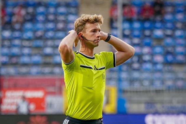 German Soccer 3rd Division 2026–2027, Matchday 6: SV Waldhof Mannheim vs. Rot-Weiss Essen at Carl Benz Stadium, Mannheim; Referee: Jarno Wienefeld (Hamburg) Copyright: xJOERANxSTEINSIEKx