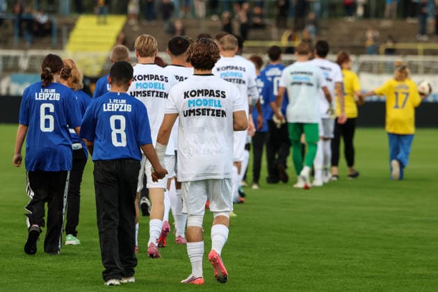 Germany Regional League Northeast 2026–2027, Matchday 9, 1. FC Lokomotive Leipzig vs. BFC Dynamo, Bruno Plache Stadium, Leipzig—Implement the compass model, logo Copyright: xx