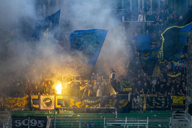 Fans of 1 FC Saarbrücken set off pyrotechnics in the visitors section GER, SC Preussen Münster vs. 1 FC Saarbrücken, soccer, 3. Liga, Matchday 6, 2026–2027 season, September 16, 2026 DFL regulations prohibit the use of photographs as image sequences and or quasi-video GER, SC Preussen Münster vs. 1 FC Saarbrücken, soccer, 3. Liga, Matchday 6, 2026–2027 season, September 16, 2026, Münster Copyright: xEibner-Pressefoto JanxRollingerx EP_JSK