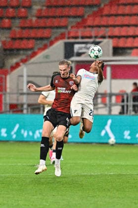 3rd Division: FC Ingolstadt vs. TSG 1899 Hoffenheim II, September 16, 2026, INGOLSTADT, GERMANY September 16, in a duel between Vinko SAPINA (FC Ingolstadt, 41) and Tiago POLLER (TSG Hoffenheim II, 20) during the 3. Liga match between FC Ingolstadt and TSG Hoffenheim II on Matchday 6 at the Audi Sportpark Copyright: xBEAUTIFULxSPORTS Goldbergx