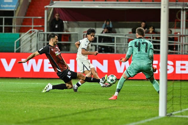 3rd Division FC Ingolstadt TSG 1899 Hoffenheim II September 16, 2026 INGOLSTADT, GERMANY September 16, from left: Yannick DEICHMANN FC Ingolstadt 20, Tiago POLLER TSG Hoffenheim II 20 and David KLEIN FC Ingolstadt 47 during the 3. Liga match between FC Ingolstadt and TSG Hoffenheim s second team on Matchday 6 at the Audi Sportpark Copyright: xBEAUTIFULxSPORTS Goldbergx