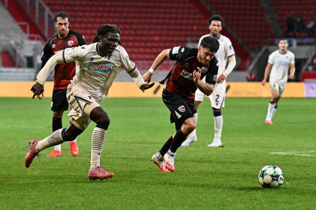 3. Liga FC Ingolstadt vs. TSG 1899 Hoffenheim II, September 16, 2026, INGOLSTADT, GERMANY, September 16—In a showdown between Blessing MAKANDA of TSG Hoffenheim II (No. 17) and Linus ROSENLÖCHER of FC Ingolstadt (No. 19) during the 3. Liga match between FC Ingolstadt and TSG Hoffenheim’s second team on Matchday 6 at the Audi Sportpark Copyright: xBEAUTIFULxSPORTS Goldbergx