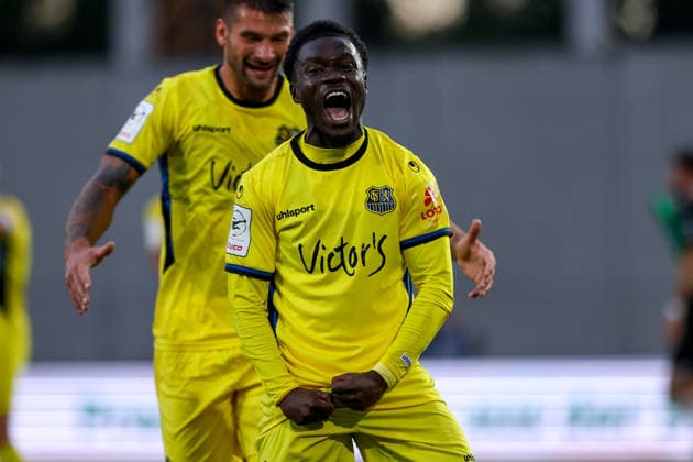 September 16, 2026, xkwix, Soccer, 3rd Division, Preußen Münster vs. 1. FC Saarbrücken, Preußenstadion, Matchday 6, 2026–2027 Season: Kelsey Owusu celebrates 1 FC Saarbrücken’s 31st goal after scoring to make it 0–2. DFB regulations prohibit any use of photographs as image sequences and or quasi-video. Photo: xKamilxWilkowskixPressefotoKochx, North Rhine-Westphalia, Germany