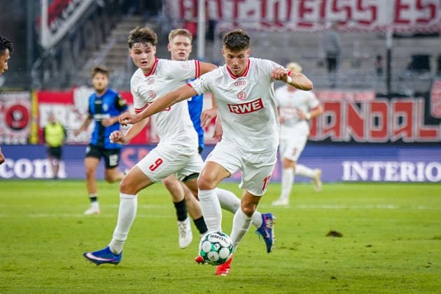 German Soccer 3rd Division 2026–2027, Matchday 6: SV Waldhof Mannheim vs. Rot-Weiss Essen at Carl Benz Stadium, Mannheim; Semir Telalovic (Rot-Weiss Essen), 17; Jaka Cuber Potocnik (Rot-Weiss Essen), 9 Copyright: xJOERANxSTEINSIEKx
