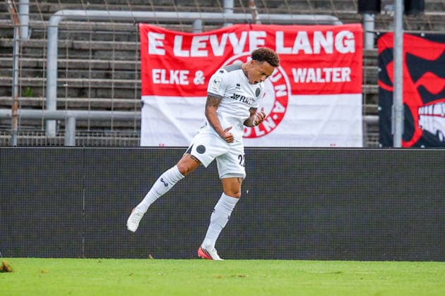 September 16, 2026, xsefx, Soccer, SC Fortuna Köln vs. SV Wehen Wiesbaden, 3rd Division, South Division, Matchday 6, 2026–2027 Season. Celebration after Roberto Massimo’s 1–0 goal for SV Wehen Wiesbaden. 22. DFB regulations prohibit any use of photographs as image sequences and or quasi-video. North Rhine-Westphalia, Germany