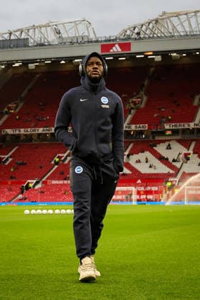 Carabao Cup round 3 Manchester United, ManU v Brighton & Hove Albion Ibrahim Osman of Brighton & Hove Albion inspects the pitch prior to kick off during the Carabao Cup round 3 match Manchester United vs Brighton & Hove Albion at Old Trafford, Manchester, United Kingdom on 16 September 2026 (Photo by Mark Cosgrove News Images) Manchester Old Trafford Greater Manchester United Kingdom Copyright: xMarkxCosgrove NewsxImagesx