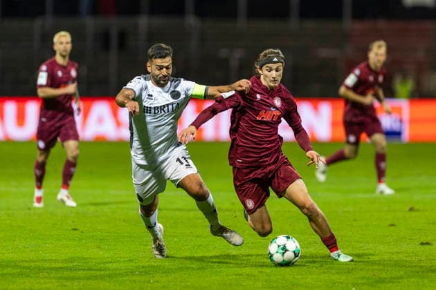3rd Division, Fortuna Cologne vs. SV Wehen Wiesbaden, September 16, 2026; Bennit Bröger (Fortuna Cologne, 38), Tarik Gözüsirin (SV Wehen Wiesbaden, 11); 3rd Division, Fortuna Cologne vs. SV Wehen Wiesbaden, Matchday 6, on September 16, 2026, Südstadion, Cologne. DFB regulations prohibit any use of photographs as image sequences and or quasi-video Copyright: xBEAUTIFULxSPORTS Meuselx