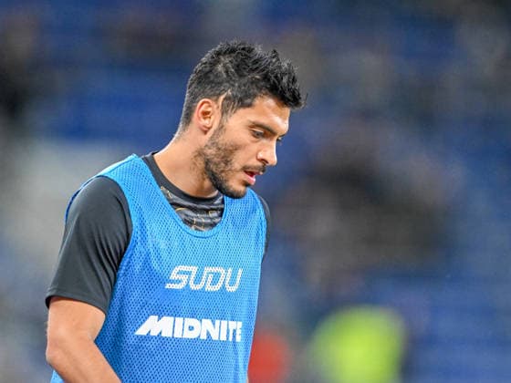 Everton v Wolverhampton Wanderers Carabao Cup Raul Jimenez of Wolverhampton Wanderers warming up before the Carabao Cup Third Round match at the Hill Dickinson Stadium, Liverpool 16 09 2026 UK Newspapers OUT Copyright: xKarlxVallantinex FIL-23952-0018