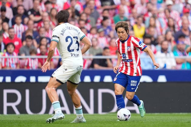 September 16, 2026, Madrid, Madrid, Spain: Kang-in Lee of Atletico de Madrid runs with the ball during the Spanish League, LaLiga EA Sports, football match played between Atletico de Madrid and CA Osasuna at Riyadh Air Metropolitano stadium on September 16, 2026, in Madrid, Spain. Madrid Spain - ZUMAa181 20260916_zaa_a181_043 Copyright: xDennisxAgyemanx