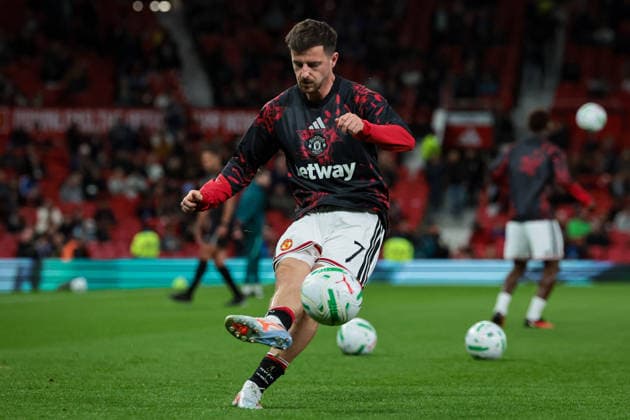 Carabao Cup round 3 Manchester United, ManU v Brighton & Hove Albion Mason Mount of Manchester United in the pregame warmup session during the Carabao Cup round 3 match Manchester United vs Brighton & Hove Albion at Old Trafford, Manchester, United Kingdom on 16 September 2026 (Photo by Mark Cosgrove News Images) Manchester Old Trafford Greater Manchester United Kingdom Copyright: xMarkxCosgrove NewsxImagesx