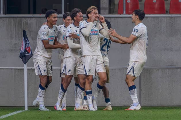 Ingolstadt, Germany, August 8, 2026, 3rd League 2026–2027, Matchday 6: FC Ingolstadt 04 vs. TSG Hoffenheim II. Pictured in the crowd: goal scorer Jykese Fields of TSG II celebrates his goal—making the score 1–2—with his teammates, DFB and DFL regulations prohibit any use of photographs as image sequences and or quasi-video. Audi Sportpark Bayern Copyright: xFotostandx xSchäferx