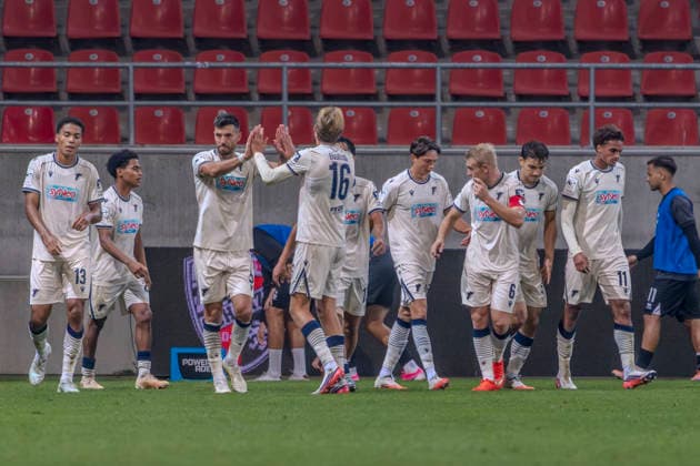 Ingolstadt, Germany, August 8, 2026, 3rd League 2026–2027, Matchday 6: FC Ingolstadt 04 vs. TSG Hoffenheim II. Pictured in the crowd: goal scorer Jykese Fields of TSG II celebrates his goal—making the score 1–2—with his teammates, DFB and DFL regulations prohibit any use of photographs as image sequences and or quasi-video. Audi Sportpark Bayern Copyright: xFotostandx xSchäferx