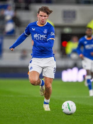 Everton v Wolverhampton Wanderers Carabao Cup Tyler Dibling of Everton during the Carabao Cup Third Round match at the Hill Dickinson Stadium, Liverpool 16 09 2026 UK Newspapers OUT Copyright: xKarlxVallantinex FIL-23952-0020