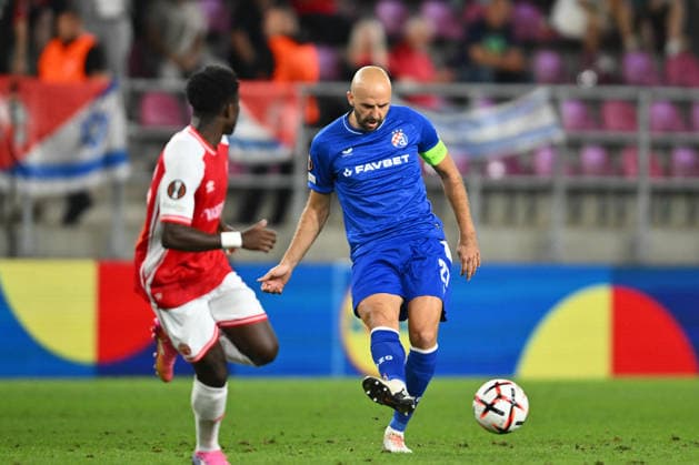 UEFA Europa League: Hapoel Beer-Sheva FC and GNK Dinamo Josip Misic plays during the UEFA Europa League game between Hapoel Beer-Sheva FC and GNK Dinamo, Giulesti Stadium in Bucharest, Romania, 16 September 2026. Alex Nicodim Imago Images Copyright: xx