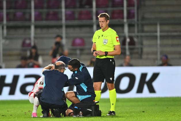 UEFA Europa League: Hapoel Beer-Sheva FC and GNK Dinamo Zagreb Referee John Brooks reacts during the UEFA Europa League game between Hapoel Beer-Sheva FC and GNK Dinamo, Giulesti Stadium in Bucharest, Romania, 16 September 2026. Alex Nicodim Imago Images Copyright: xx