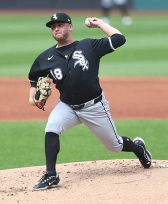 Chicago White Sox Anthony Kay (18) pitches in the first inning against the Cleveland Guardians at Progressive Field in Cleveland, Ohio on Wednesday, September 16, 2026.  CLE20260916103 AARONxJOSEFCZYK