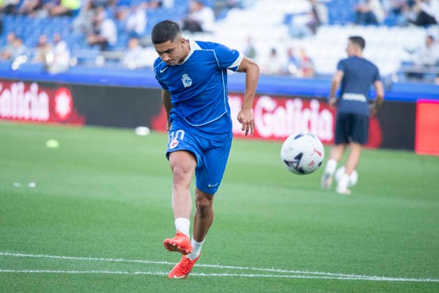 ESP LaLiga EA Sports Deportivo La Coruna Sevilla FC Yeremay Hernández of Deportivo warms up during the LaLiga EA Sports match between Deportivo La Coruna and Sevilla FC, played at Abanca Riazor Stadium in La Coruna, Galicia, on September 16, 2026, in Spain Spain Copyright: xAgenciaxLOFx