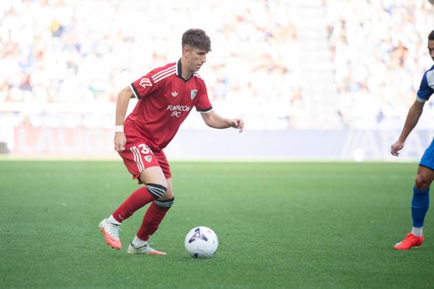 ESP LaLiga EA Sports Deportivo La Coruna Sevilla FC Miguel Ángel Sierra of Sevilla during the LaLiga EA Sports match between Deportivo La Coruna and Sevilla FC played at Abanca Riazor Stadium in La Coruna, Galicia, on September 16, 2026, in Spain Spain Copyright: xAgenciaxLOFx