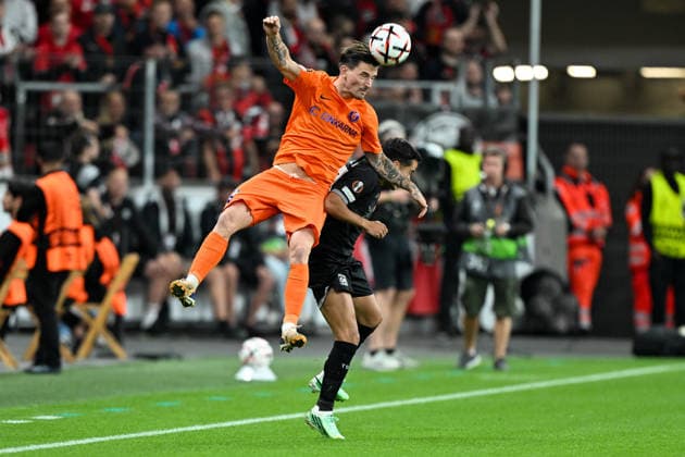 From left to right in a one-on-one duel: Benjamin Verbic (Celje 7), Lucas Vázquez (Leverkusen 17), 16, 09, 2026 ¢ Soccer ¢ Europa League ¢ Bayer 04 Leverkusen vs. NK Celje, BayArena, Leverkusen, North Rhine-Westphalia, Germany Copyright: xpepphotox xHorstxMauelshagenx pep00321, pep_20260916_hm