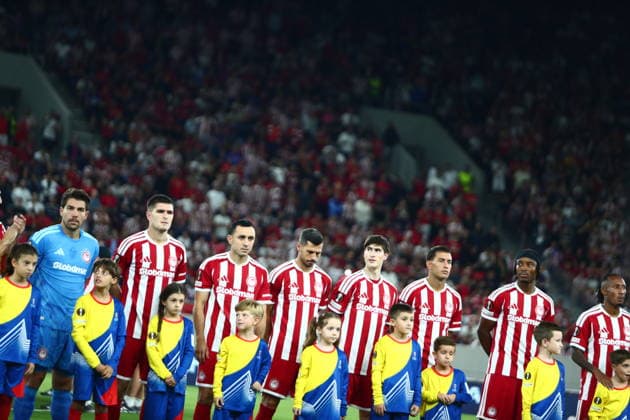 UEFA Europa League - Olympiacos FC vs Jagiellonia BiaÅ‚ystok - Players of Olympiacos FC line up during the UEFA Europa League Phase matchday 1 soccer match between Olympiacos FC and Jagiellonia BiaÅ‚ystok at the Georgios Karaiskakis Stadium in Piraeus, Greece, 16 September 2026. IMAGO ONE INCH PRODUCTIONS PIRAEUS GREECE Copyright: xONExINCHxPRODUCTIONSx 7088929